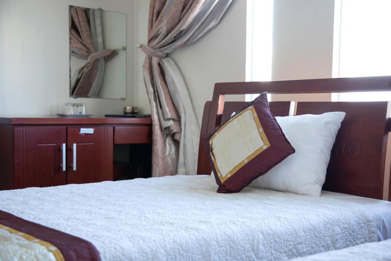 Hoang Thuy Sinh Hotel Da Nang Exterior photo