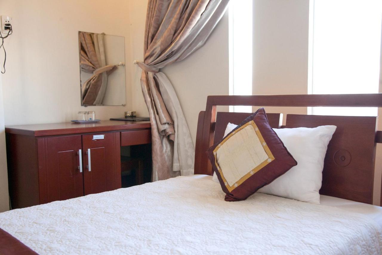Hoang Thuy Sinh Hotel Da Nang Exterior photo